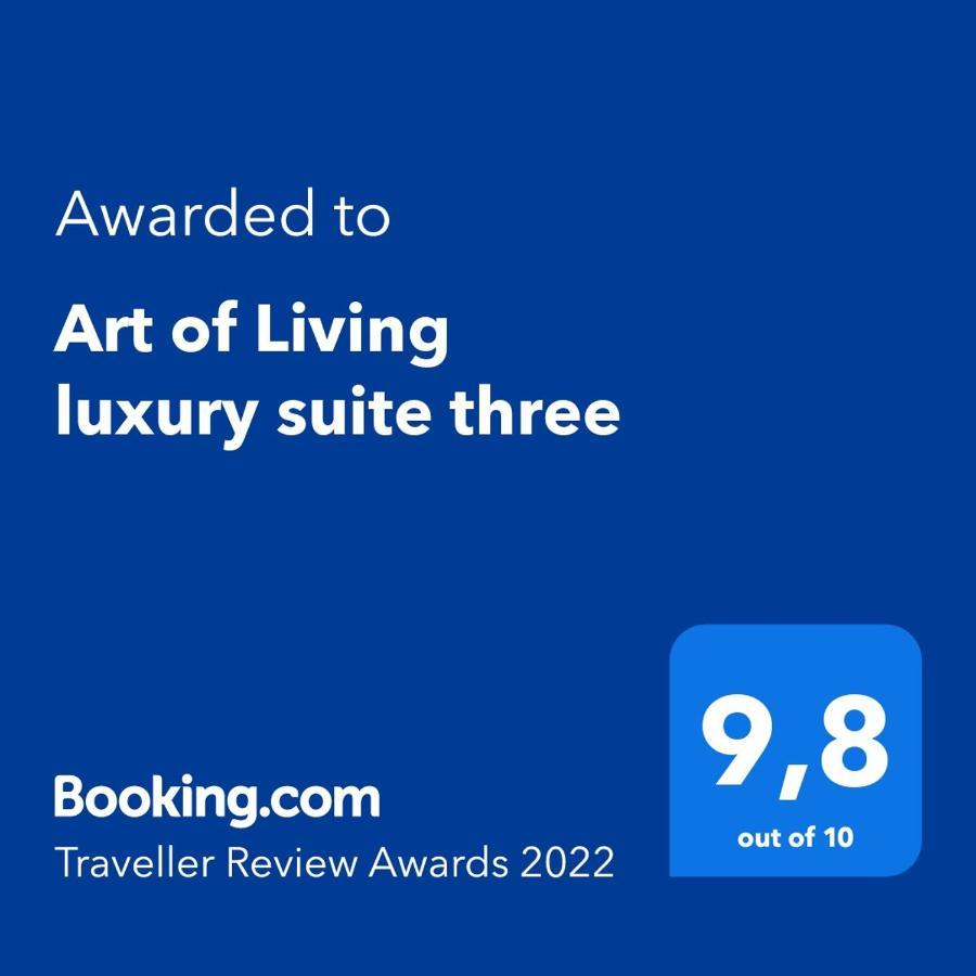Art Of Living Luxury Suite Three Сараево Екстериор снимка