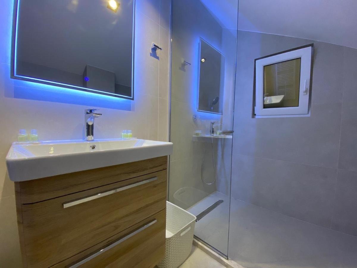 Art Of Living Luxury Suite Three Сараево Екстериор снимка